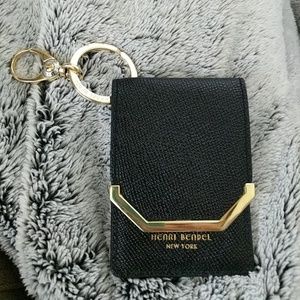 Henri Bendel card case key chain